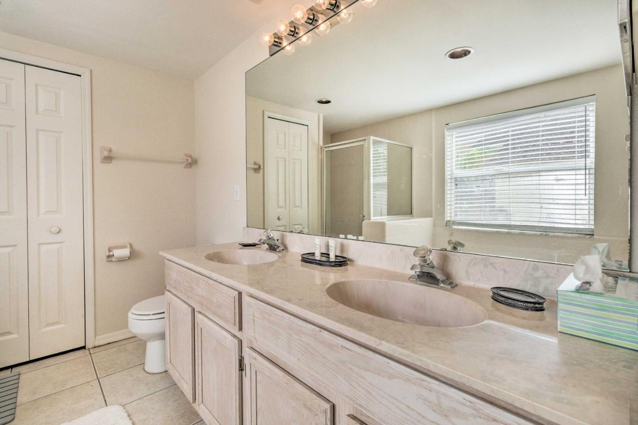 Spacious With Pool Less Than 5 Mi To World * Kissimmee